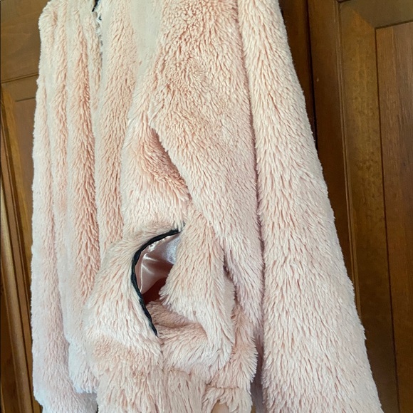 F21 Pink Faux Fur Hooded Jacket w/Black Trim and Satin Lining Medium - Picture 11 of 13